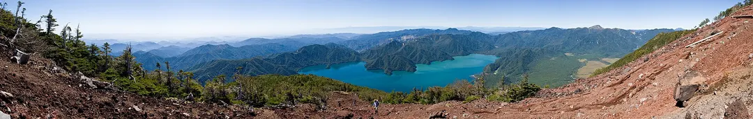 中禅寺湖の別アングルを確認できる実写写真 1