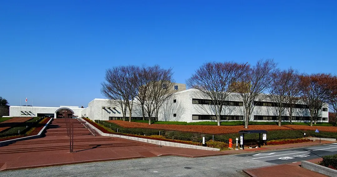 国立歴史民俗博物館の別アングルを確認できる実写写真 2