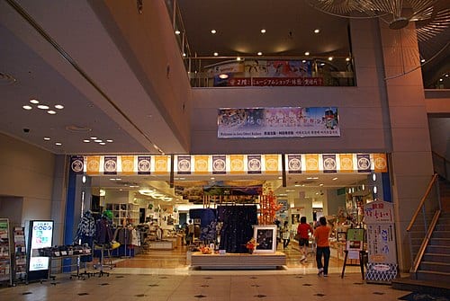 阿波おどり会館の別アングルを確認できる実写写真 2