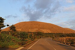 鬼岳の別アングルを確認できる実写写真 1