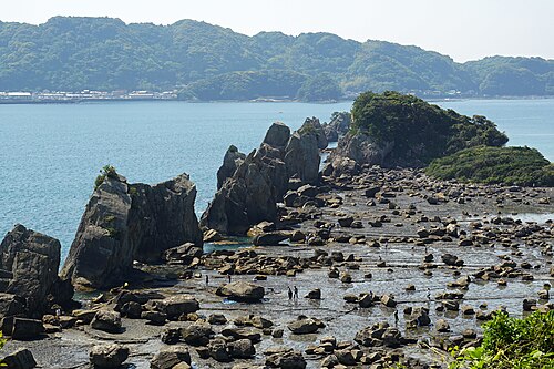 橋杭岩の別アングルを確認できる実写写真 1