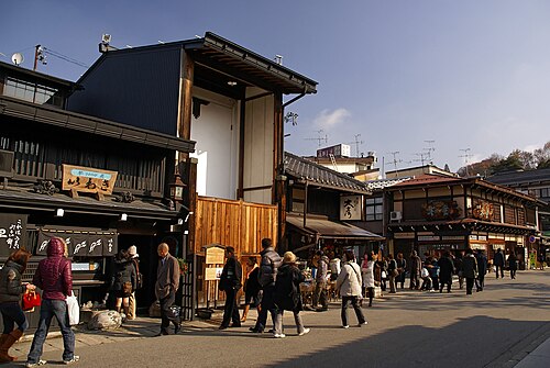飛騨高山 古い町並の別アングルを確認できる実写写真 2