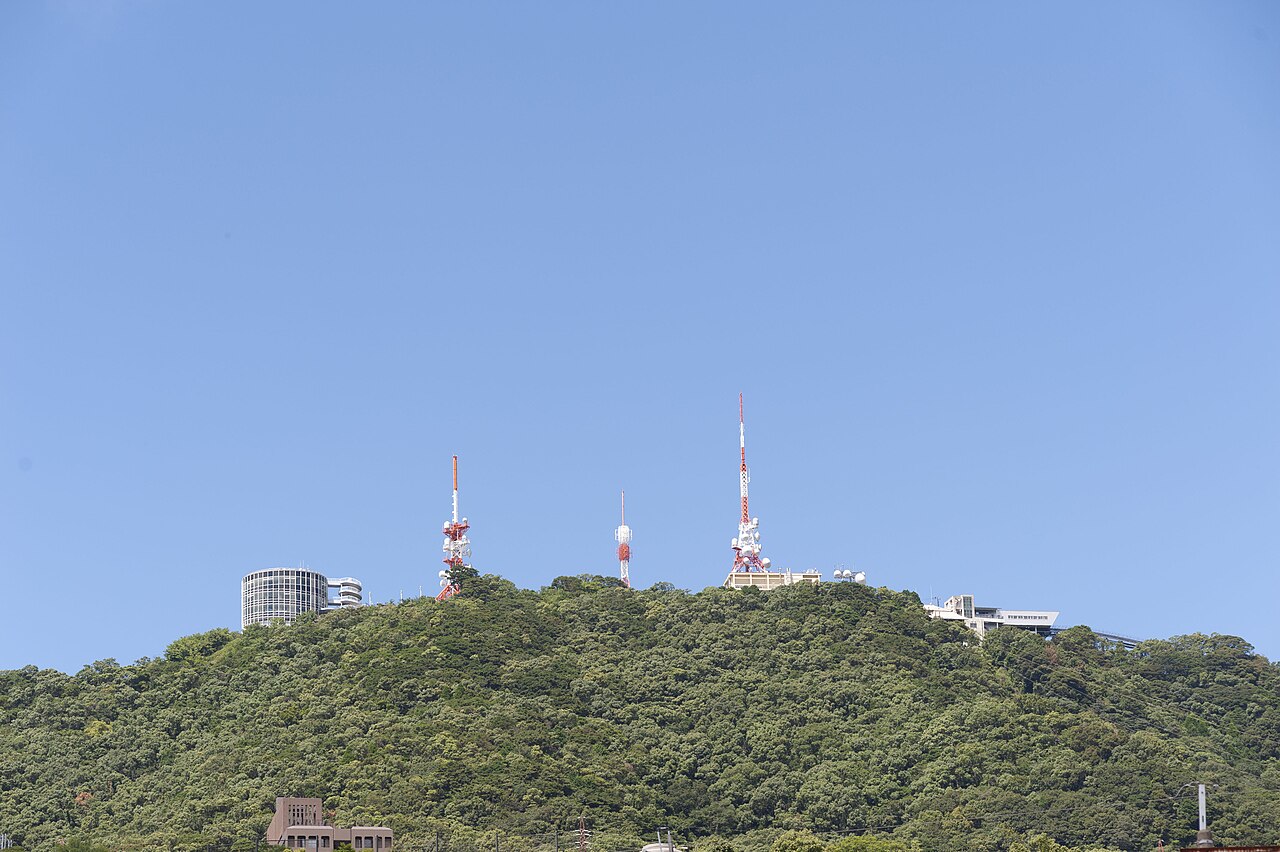 稲佐山公園・展望台の別アングルを確認できる実写写真 2