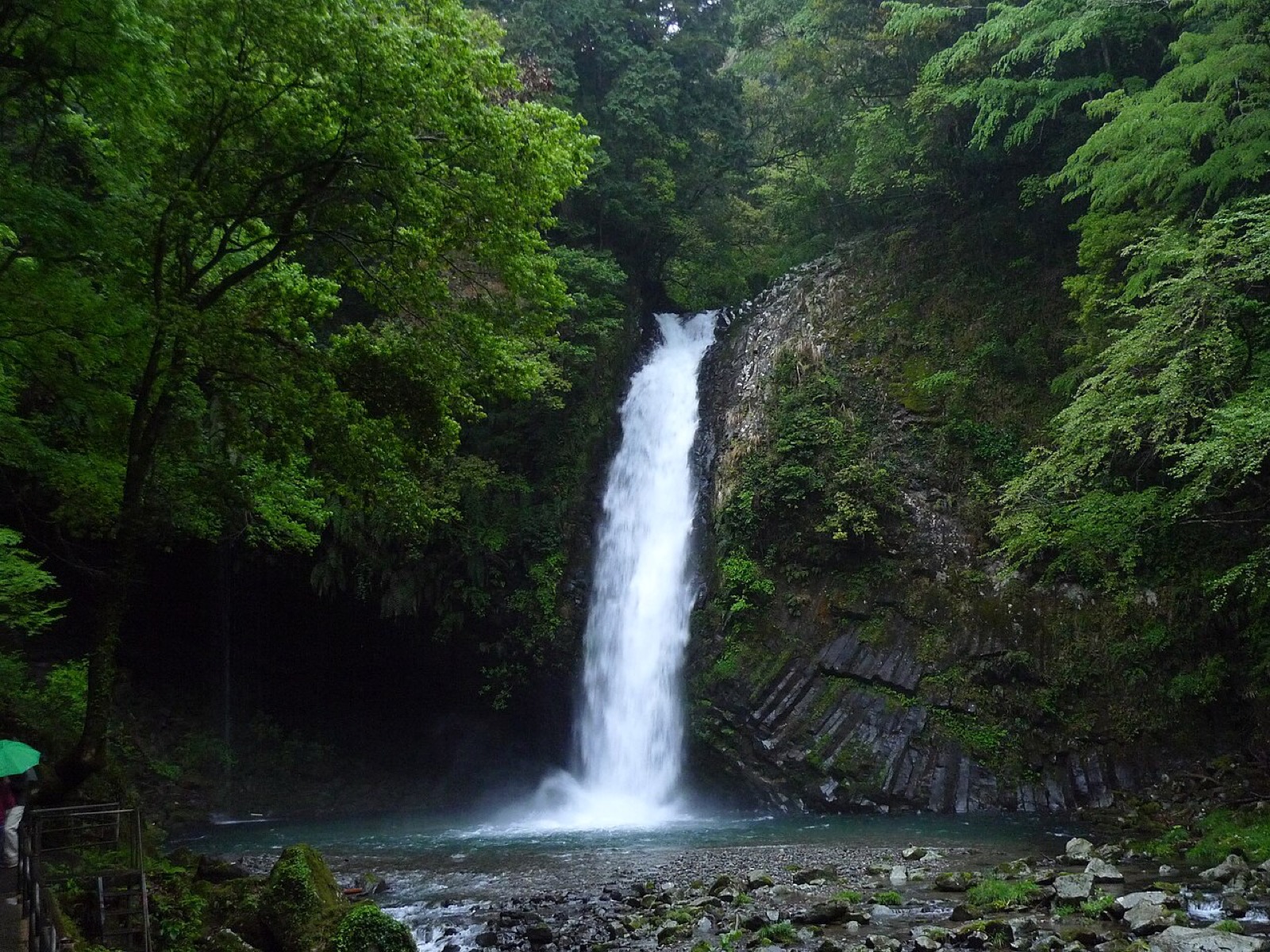 浄蓮の滝の補助画像として使う実写写真 2