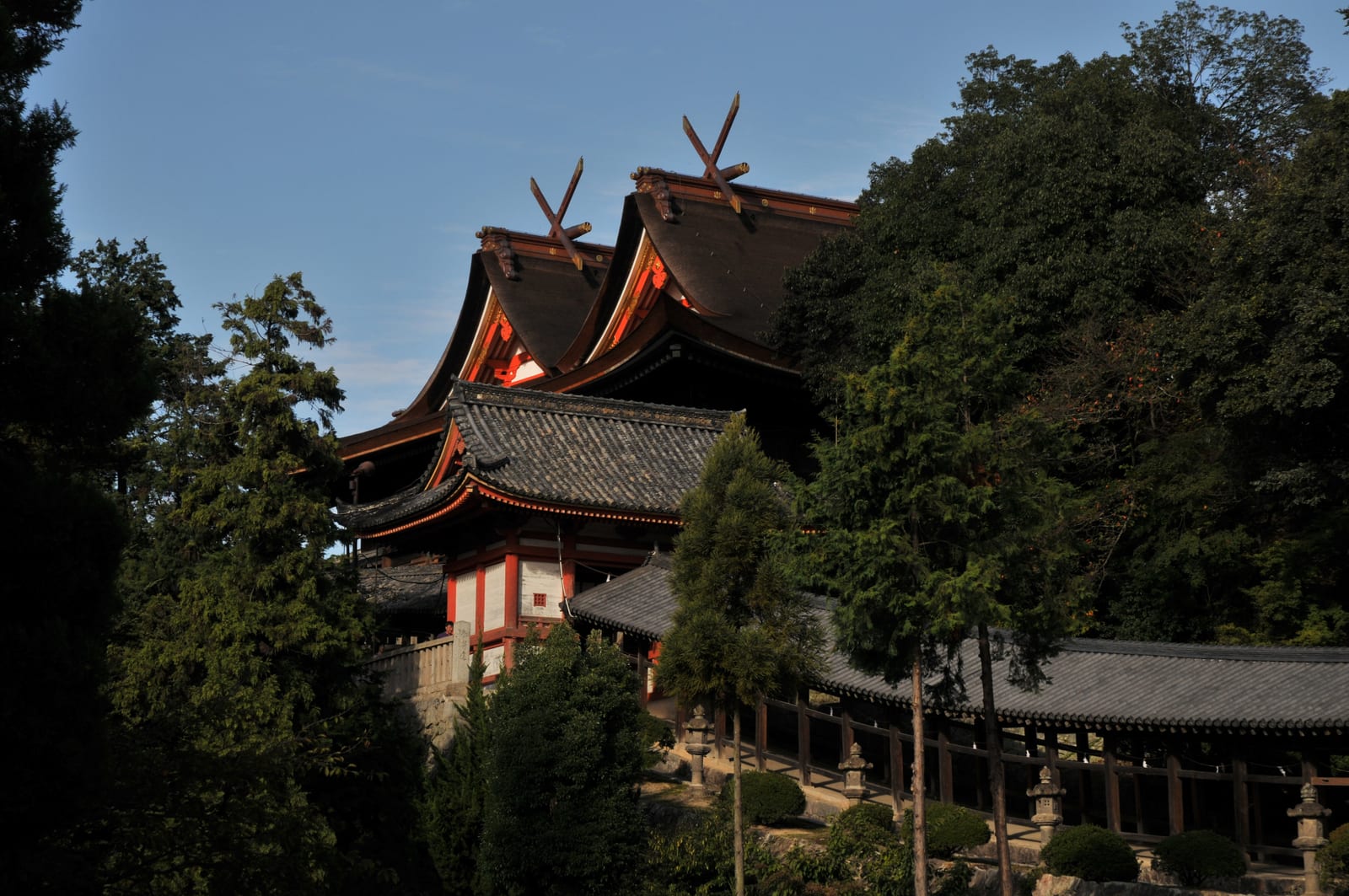 吉備津神社の別アングルを確認できる実写写真 2