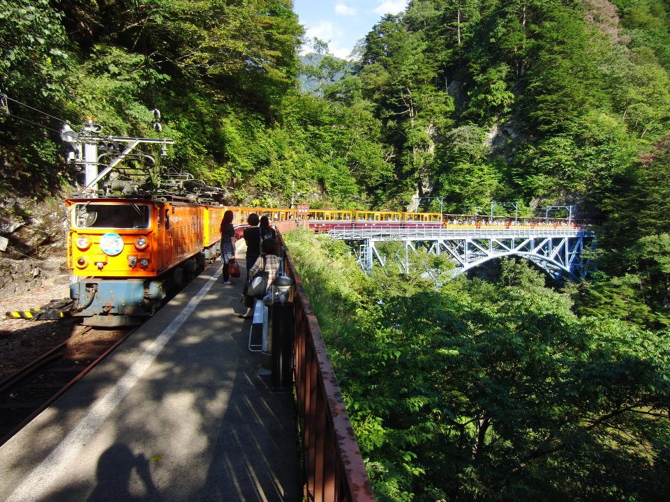 黒部峡谷鉄道の別アングルを確認できる実写写真 2