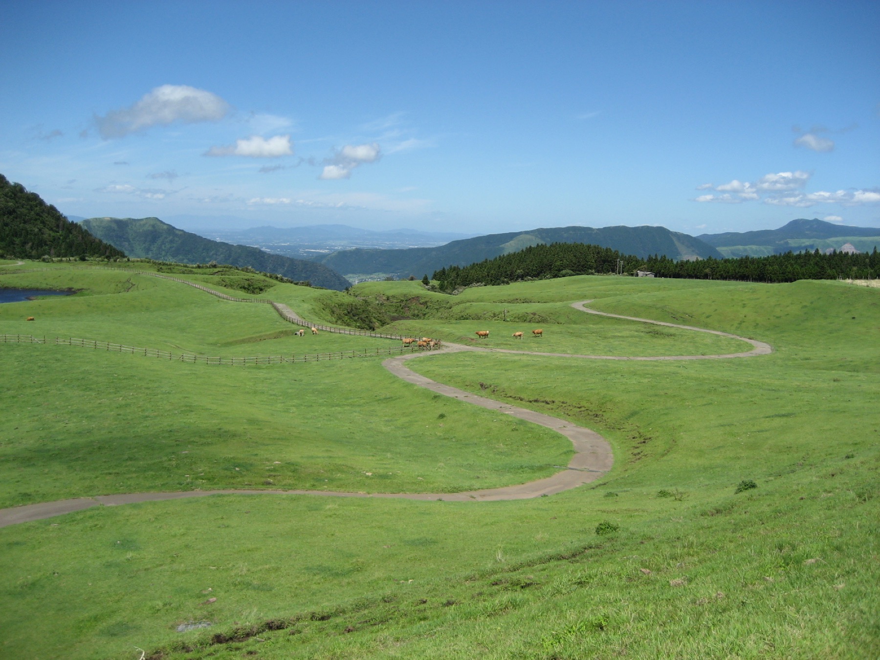 草千里ヶ浜の補助画像として使う実写写真 1