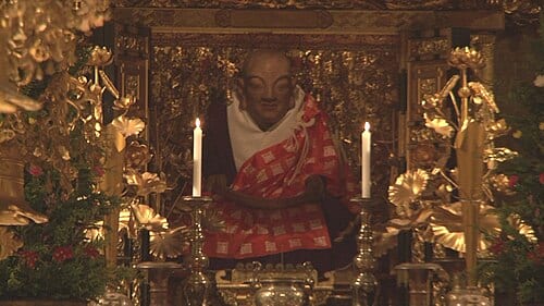 身延山久遠寺の別アングルを確認できる実写写真 1