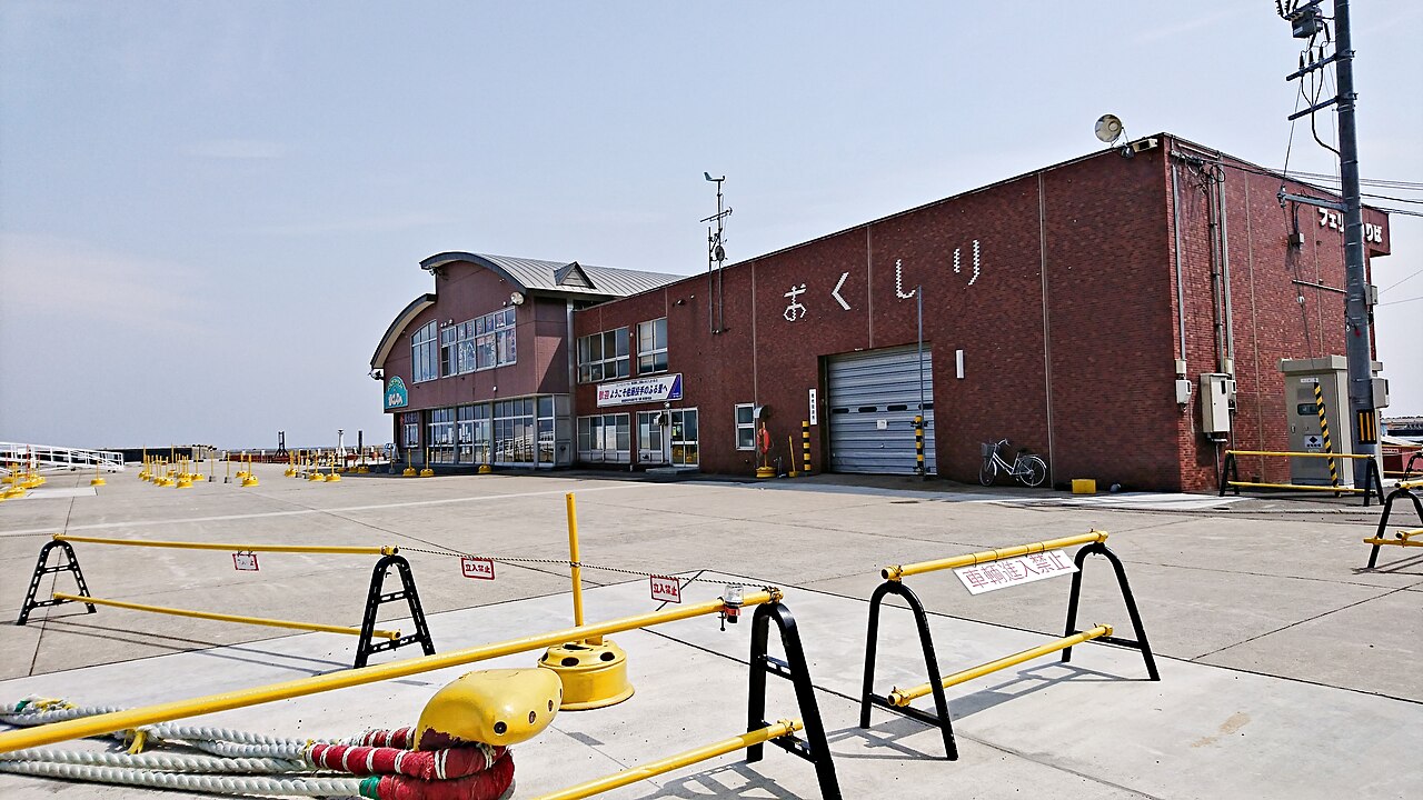 球島山展望台と組み合わせやすい奥尻港周辺の実写写真 1