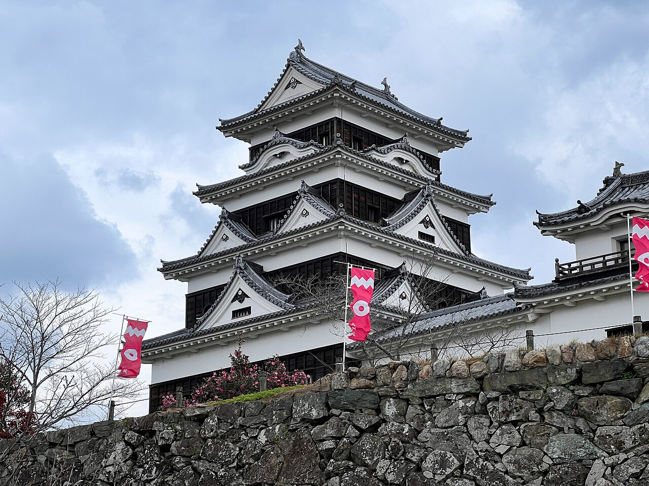 大洲城の別アングルを確認できる実写写真 1