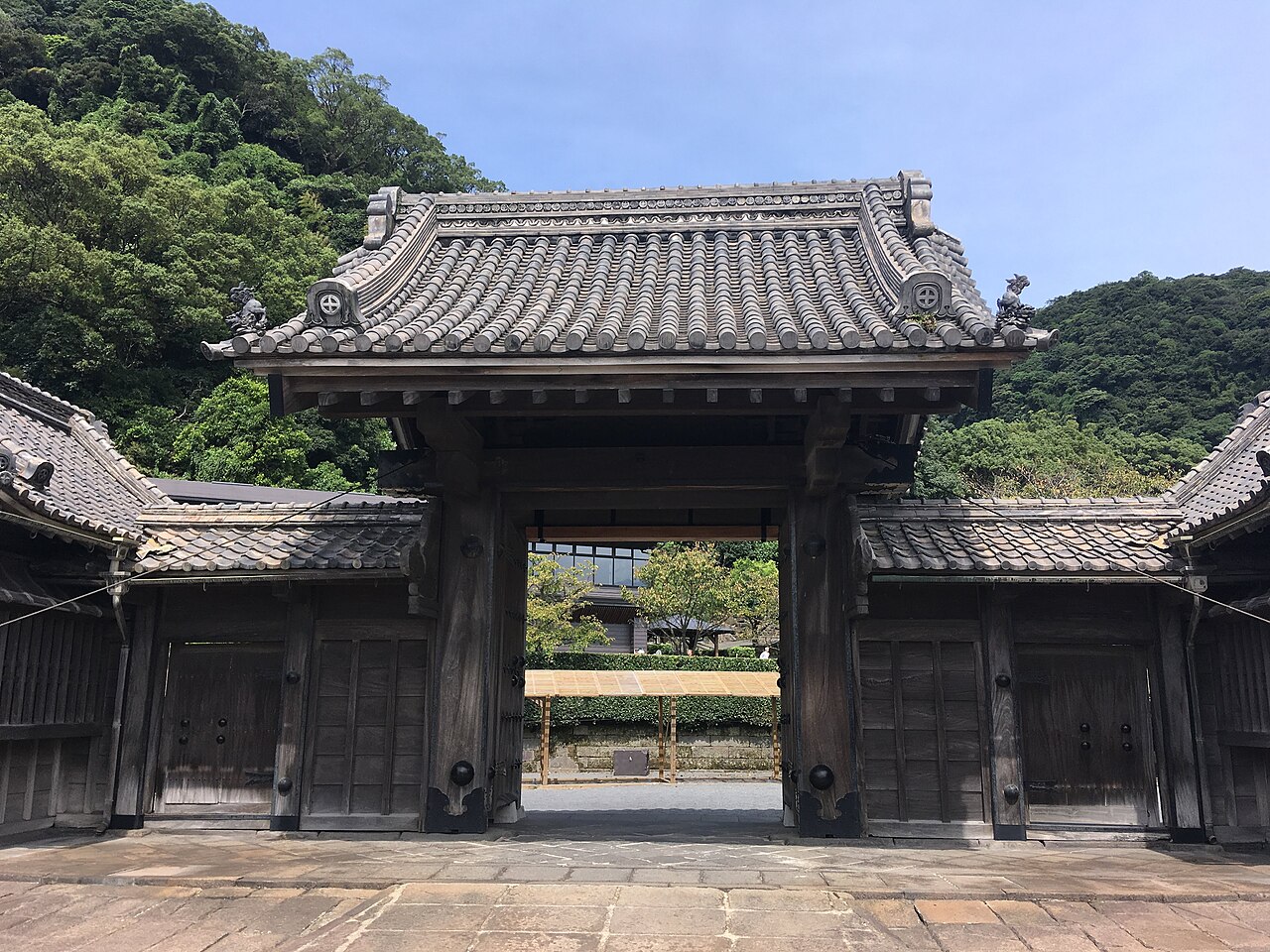 仙巌園の別アングルを確認できる実写写真 2