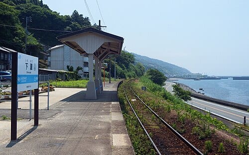 下灘駅の別アングルを確認できる実写写真 1