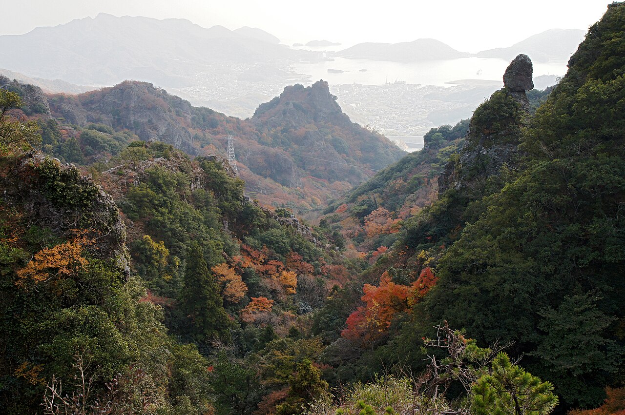 小豆島 寒霞渓の別アングルを確認できる実写写真 1