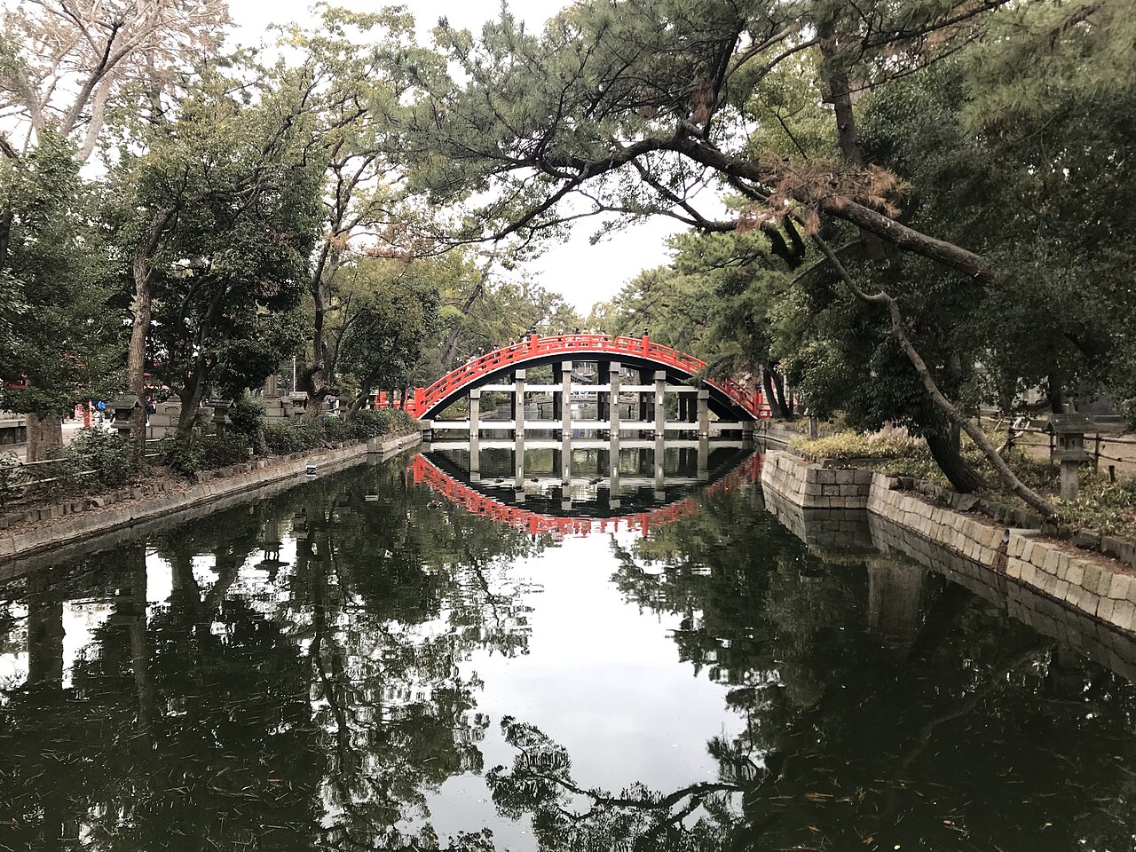 住吉大社の別アングルを確認できる実写写真 1