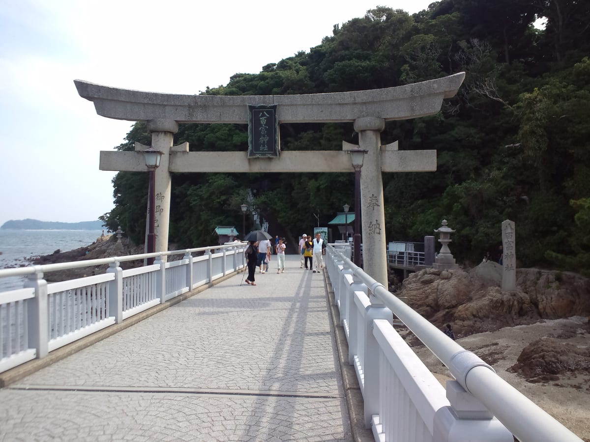 竹島・八百富神社の別アングルを確認できる実写写真 2