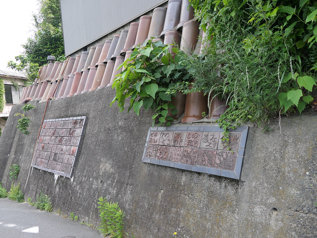 常滑やきもの散歩道の別アングルを確認できる実写写真 2