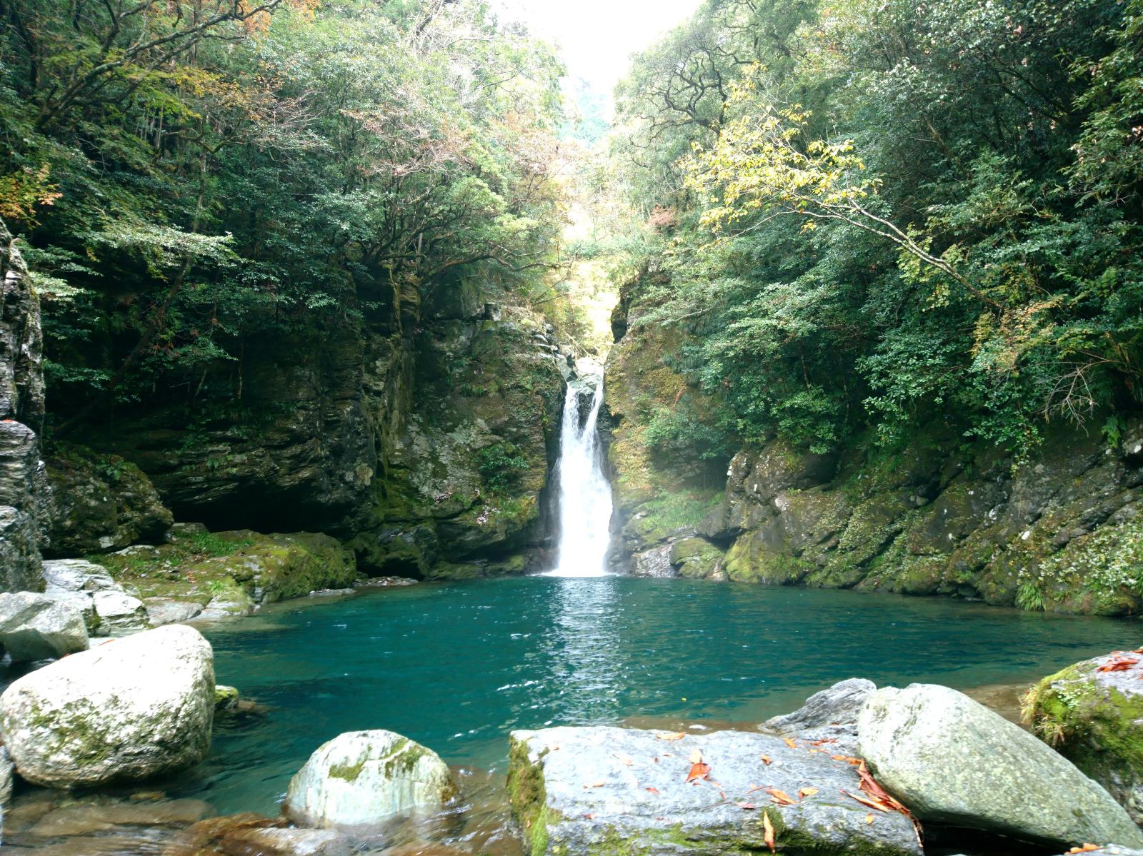 にこ淵の実写写真。訪問前のイメージ確認用。
